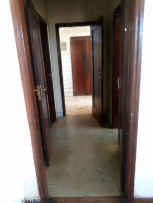 Vende-se Flat Tipo 2 no Alto Maé