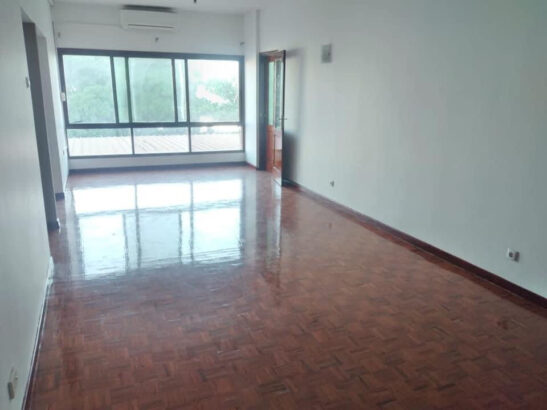 Arrenda-se excelente Apartamento T3 na Polana