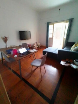 Vende-se apartamento tipo 3 no 1 andar predio curto proximo ao instituto de linguas  com parqueamento