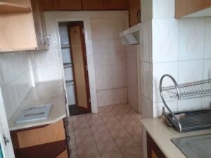 Vende-se flat T2 com vista ao mar no 7º andar – POLANA