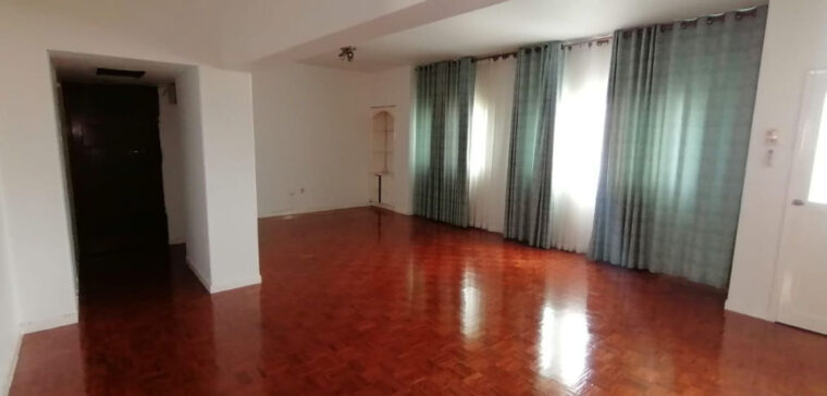 Vende-se Excelente Apartamento T4 no Bairro da Polana (Rua da Argélia)