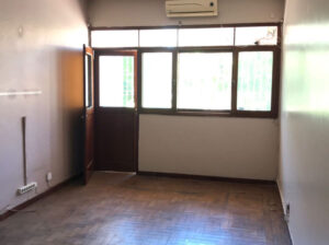 Vende-se apartamento T3 na Malhagalene