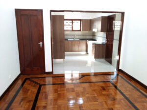 Vende-se excelente apartamento tipo2 no bairro central na avenida ho chi min proximo  ao tiger center, marque já a sua visita