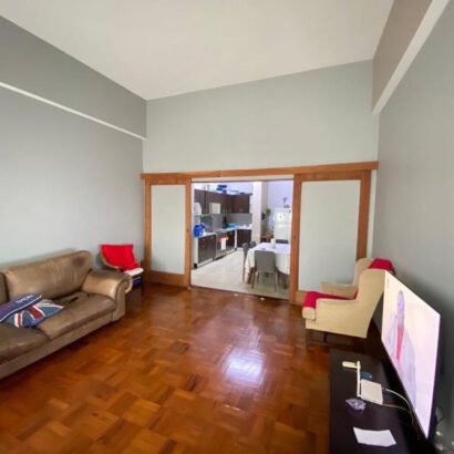 VENDE SE APARTAMENTO TIPO 2 NA BAIXA DA CIDADE