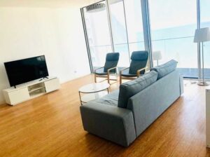 To let modern Furnished 3 bedroom apartment in the Platium Condominium, Polana neighborhood, Av. Julius Nyerere.