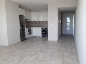 To let modern 3 bedroom apartment for rent without furniture in the Polana Plaza building.