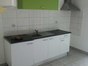 Arrenda-se Apartamento T3 suite no 1°andar na Vila olimpica no bairro do Zimpeto