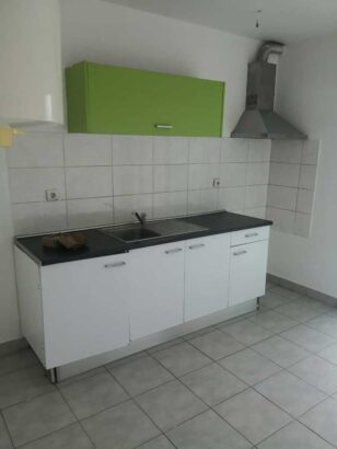 Arrenda-se Apartamento T3 suite no 1°andar na Vila olimpica no bairro do Zimpeto