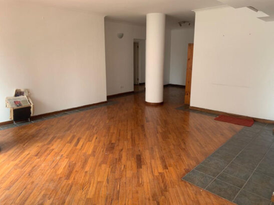 Vende-se apartamento T3 no complexo Tivane no bairro da polana