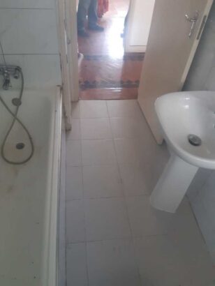 Arrenda-se Apartamento tipo 2 no Bairro Central