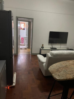 Vende-se Apartamento Tipo 1 na Polana