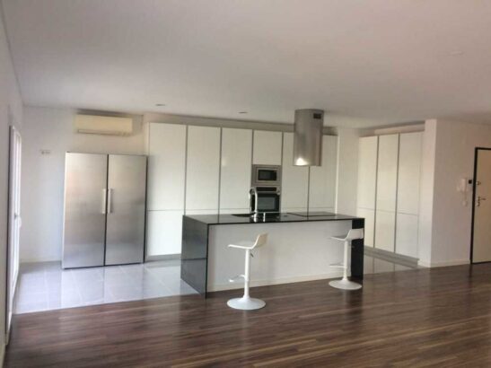 ARRENDA-SE APARTAMENTO NO CONDOMINIO SAPHIRE