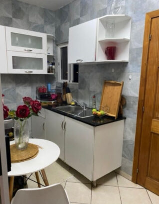 Vende se este Super Apartamento T2+1 pronto habitar. Localizado na Casa Jovem Maputo