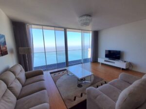 To let Furnished 3 bedroom apartment for sale in the Platinum Condominium.