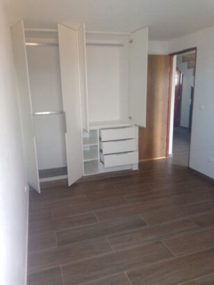 Arrenda-Se Apartamento, Tipo2 Na Zona Da Dona Alice