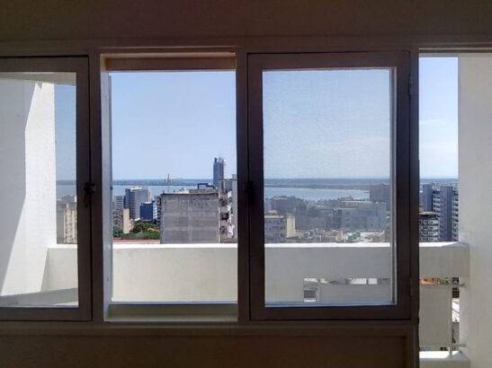 VENDE–SE APARTAMENTO T2 NO BAIRRO CENTRAL AV 24JULHO COM VLADIMIR LENINE