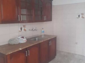 Arrenda-se Apartamento tipo 2 no Bairro Central