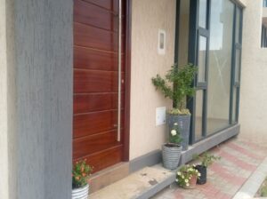 Vende se moradia t4 no bairro de mapulene