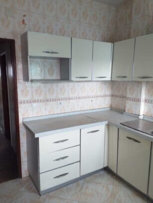 Vende-se Excelente Apartamento T3 no Bairro da Malhangalene (Na Praceta do Bombi)