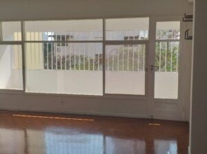 Vende se apartamento t3 no 2andar perto do Hoyo Hoyo