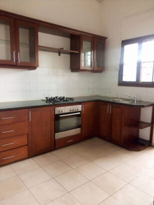 Vende se apartamento T3 atraz do Cristal – Museu/Polana