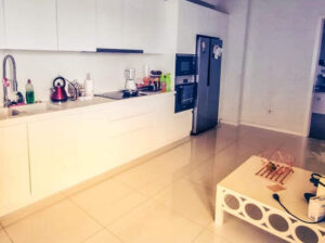 Vende-se Luxuoso Apartamento no Edifício Golf