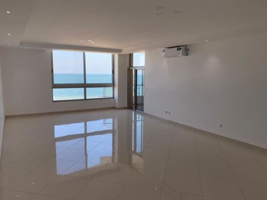 Arrenda-se Apartamento T4 vista parcial ao mar Av. Marginal, ao lado do Tavernano Edifício Maputo Beach Front.