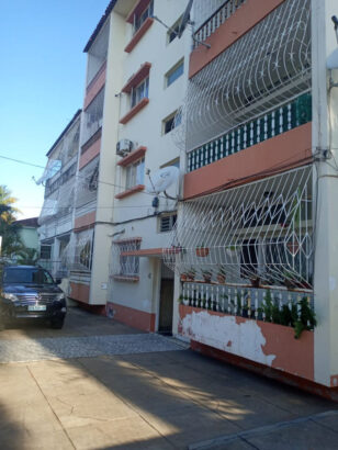 Vende-se moderno e espaçoso apartamento T3 | Rés-do-chao | Na Polana Cimento | Av. Maguiguana | Próximo da Faculdade de Medicina = Zona Nobre