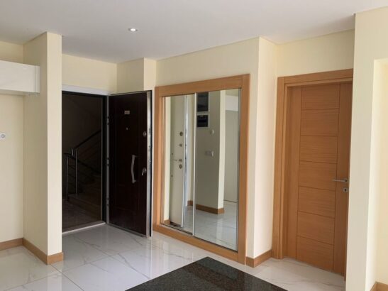 Vendemos: Apartamento T1 Luxuosa no Deco Assus, Av. Marginal