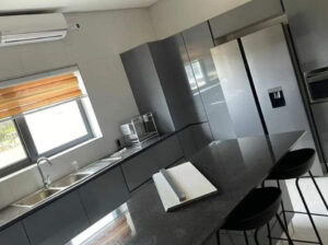 Vende se 2 apartamentos T4 en suites em condominio fechado no Triunfo