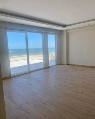 Apartamento luxuoso e espaçoso com vista ao mar a venda em Maputo cidade ( Costa do sol )