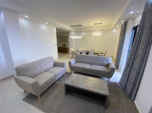 To let Located on Av. Marginal new building Furnished 3 bedroom apartment for rent in Condominio Karibu.