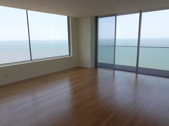 VENDE-SE APARTAMENTO T4 NO CONDOMINIO ZEN AV.MARGINAL