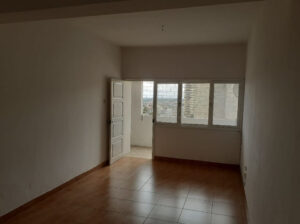 Vende-se apartamento T 2 no bairro central