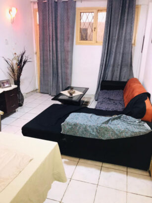 VENDE-SE APARTAMENTO T2 NA AV KARL MAX PROXIMO AO MOZA BANCO