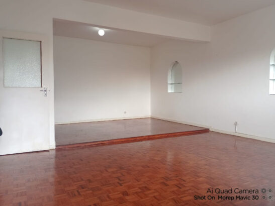 Arrenda-se e vende-se excelente apartamento T3 no bairro de Sommershild I