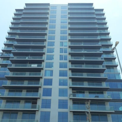 VENDE SE SUPER APARTAMENTO TIPO 4 ENORME NO EDIFÍCIO ZEN AV MARGINAL