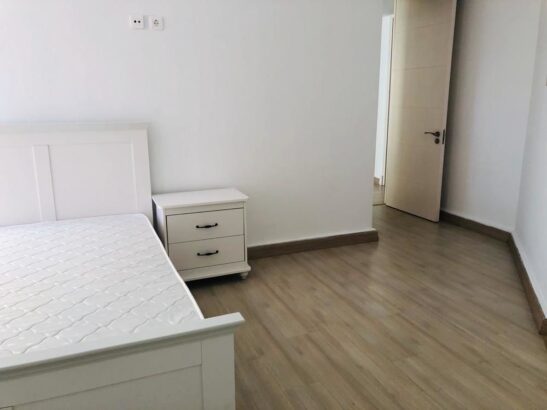 Vendemos: Apartamento T3 Mobilado no Super Mares, Av. Marginal