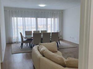 Vende-se Arrenda-se Apartamento T3 Mobilado no Condomínio GOLF RESIDENCE.