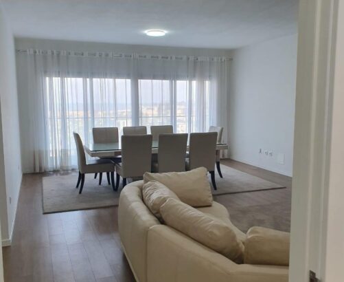 Vende-se Arrenda-se Apartamento T3 Mobilado no Condomínio GOLF RESIDENCE.