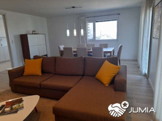 Arrenda-se luxuoso apartamento T3 mobilado vista mar no polana Residence