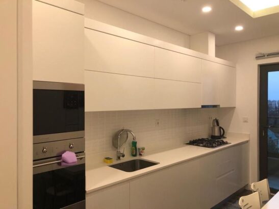 Vende-se no Condominio Cera Residence apartamento super moderno tipo3 no Bairro Polana