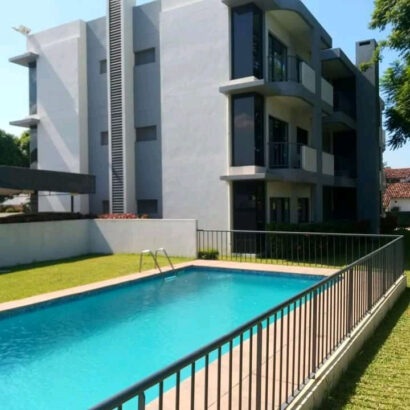 Arrenda se este Super Apartamento T3 pronto habitar. Localizado no Condomínio Santa Bárbara Cidade Da Matola