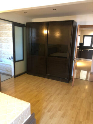 Vendo apartamento na villa ltalia apartamento com móveis com vista ao mar  550 00usd