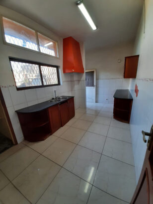 Apartamento Tipo 3 com Anexo