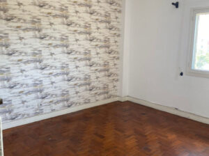 *Vende-se: Flat T2, 2°Andar.* 1Wc, 1 Sala espaçosa, 1 Cozinha, 2 Varandas, Parqueamento por trás do prédio. *Alto-maé, Avenida Eduardo Mondlane, próximo ao Moza Banco.*  *3.900.000.Mt Fixos*