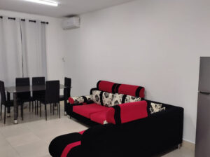 Arrenda-Se Flat Tipo 2 Mobilada Na Matola Condomínio King Village, Rés Do Chão