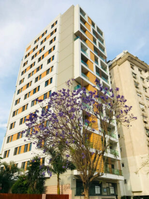 VENDE-DE EXCELENTE APARTAMENTO TIPO3 CONDOMINIO CERA RESIDENCE POLANA PROCIMO A JULIUS NYERER