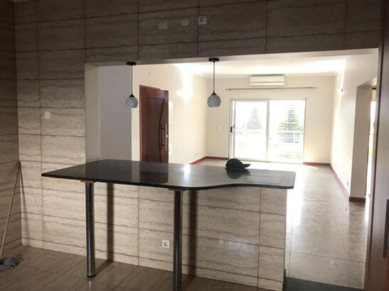 ARRENDA-SE luxuoso apartamento tipo3 espaçoso na sommerchield2 na avenida julius nyerere apartamento pronta a habitar, marque já a sua visita