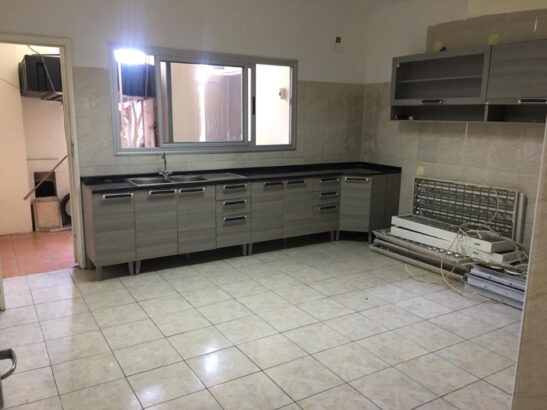 Vendo super apartamento tip4 na somarchild (mão TSE tinha esquina com Martins da machava